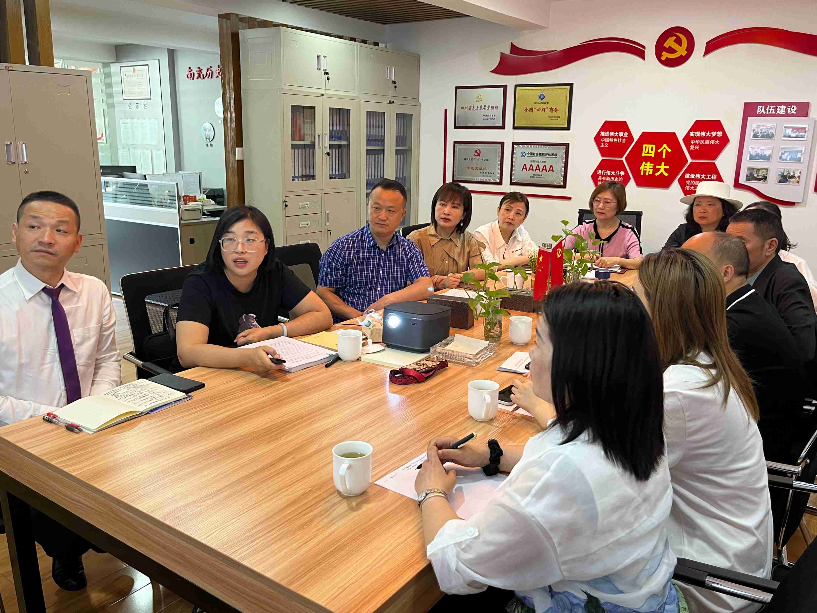 绵阳市南充商会 特邀市民政局指导换届选举工作